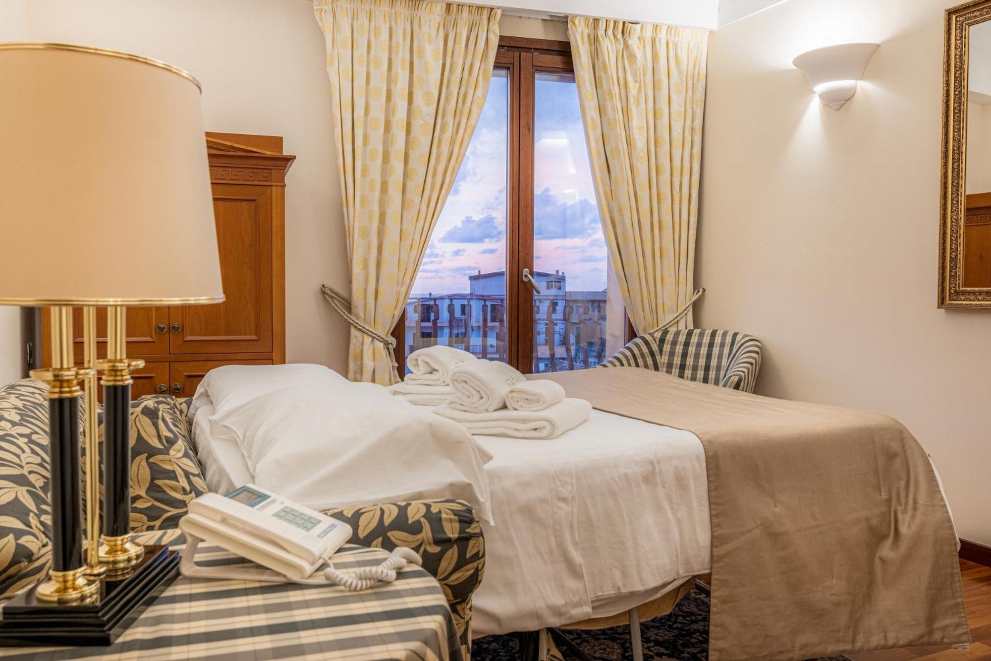ויבו ואלנטיה מרינה Hotel Cala Del Porto מראה חיצוני תמונה