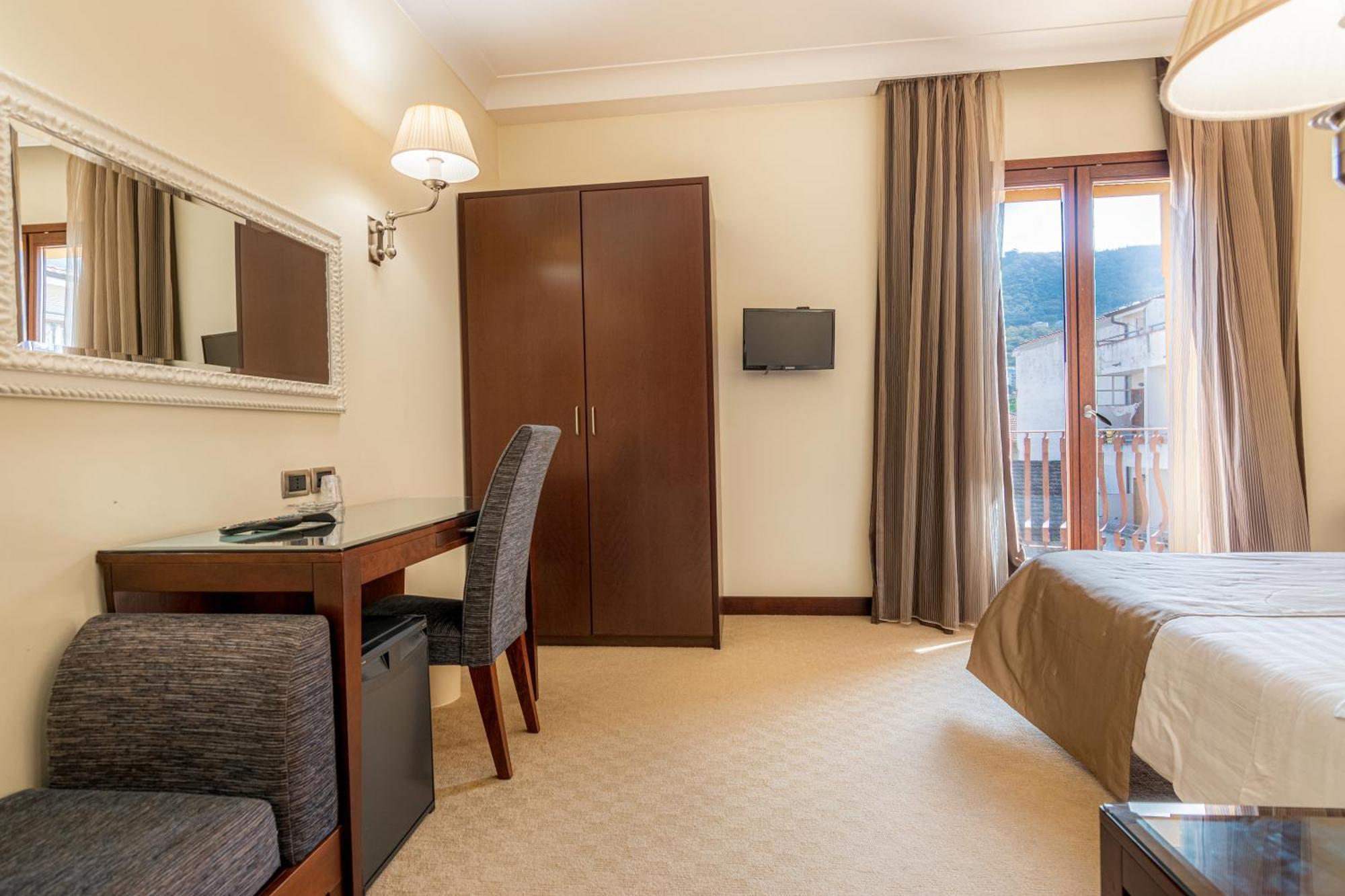 ויבו ואלנטיה מרינה Hotel Cala Del Porto מראה חיצוני תמונה